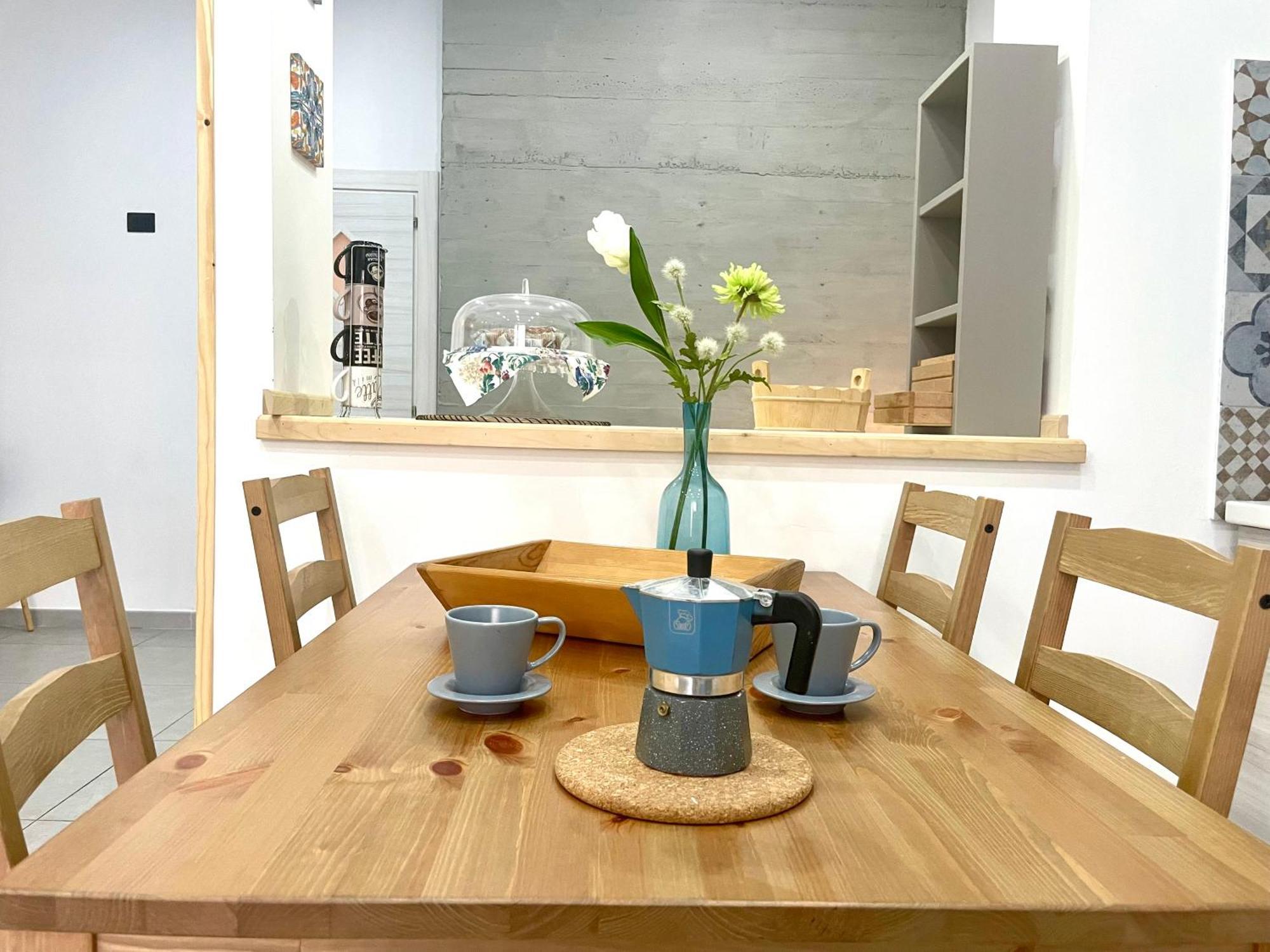 Casa Giniusa Central Studio Катания Екстериор снимка