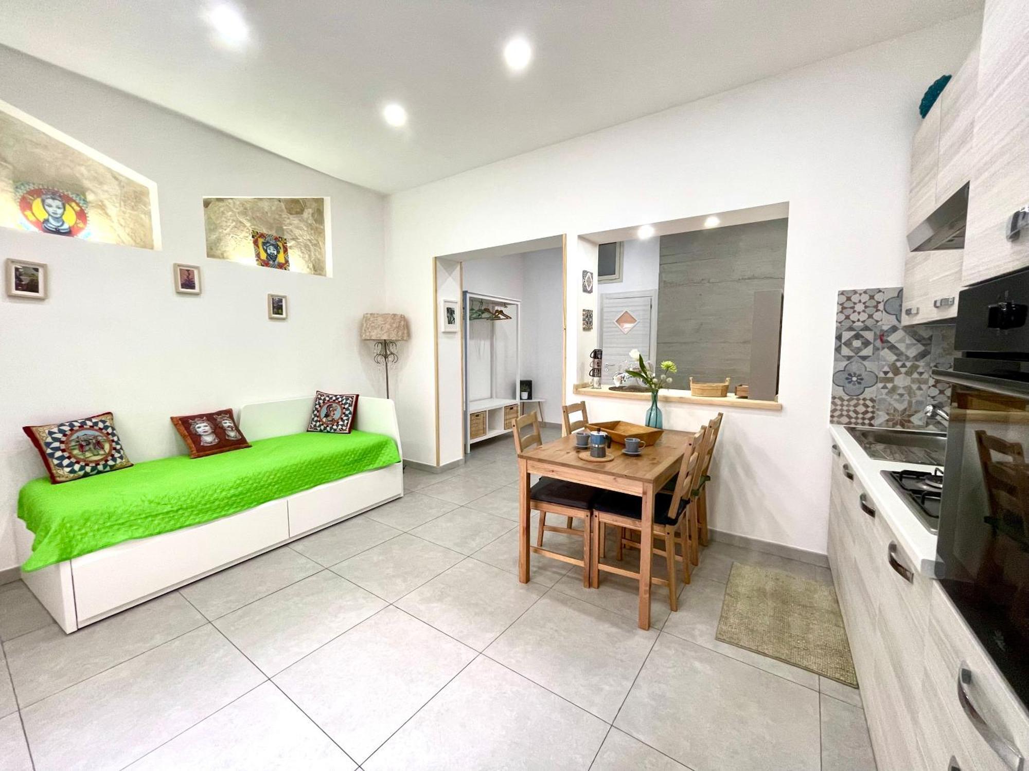 Casa Giniusa Central Studio Катания Екстериор снимка