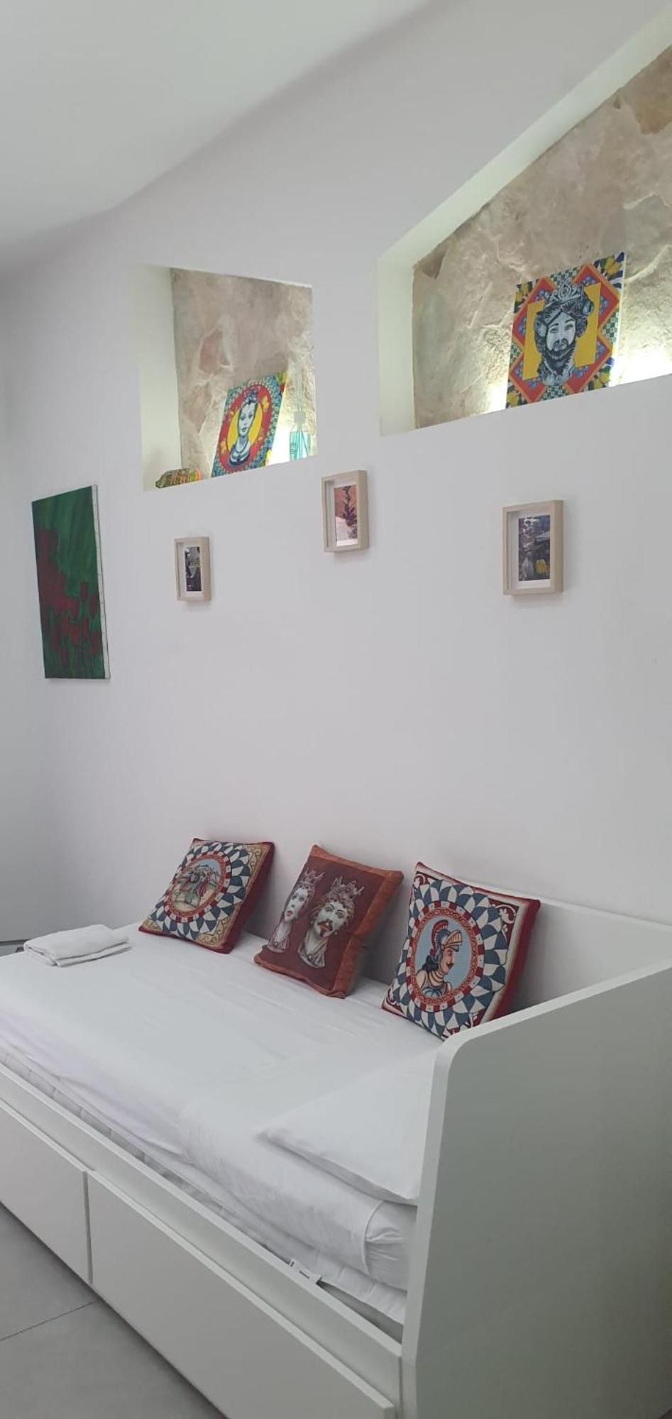 Casa Giniusa Central Studio Катания Екстериор снимка